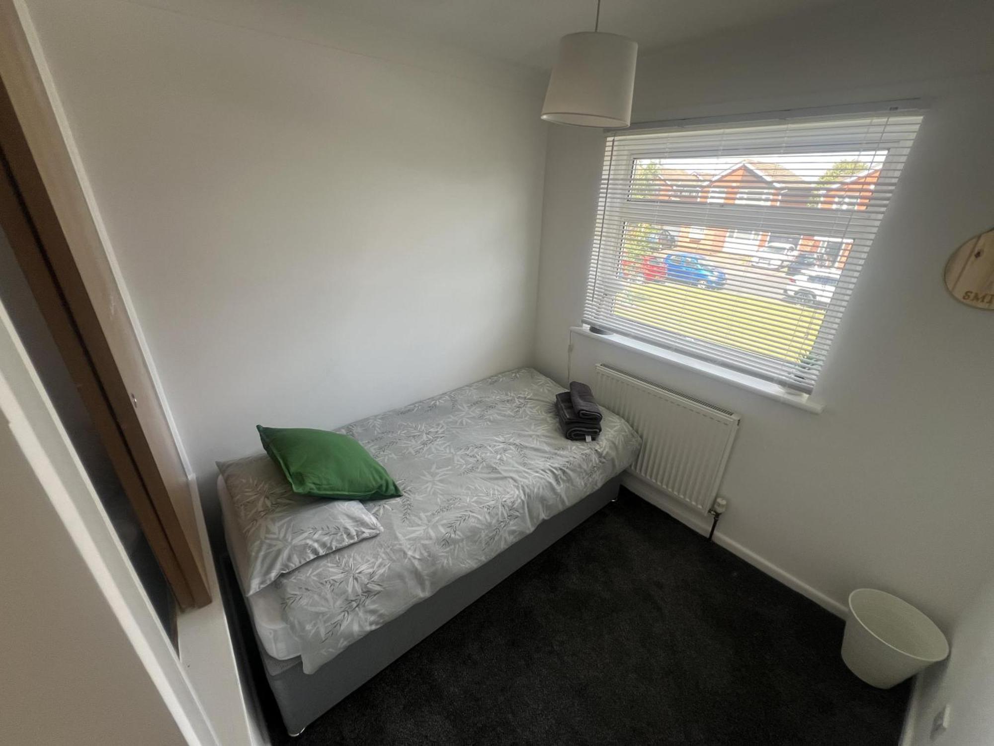 Villa Charming 3-Bed House In Leighton Buzzard Exterior foto